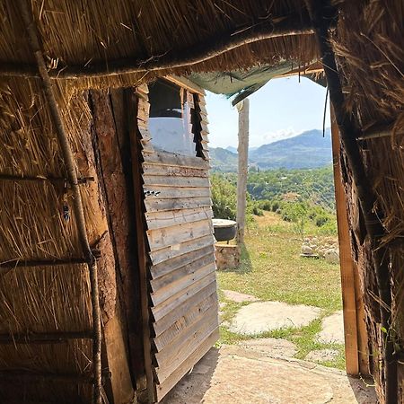 Hotel Camping Lekdushi - Shehu Tepelene Exterior foto