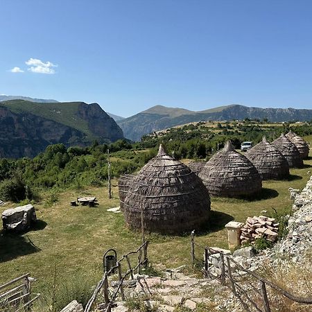 Hotel Camping Lekdushi - Shehu Tepelene Exterior foto